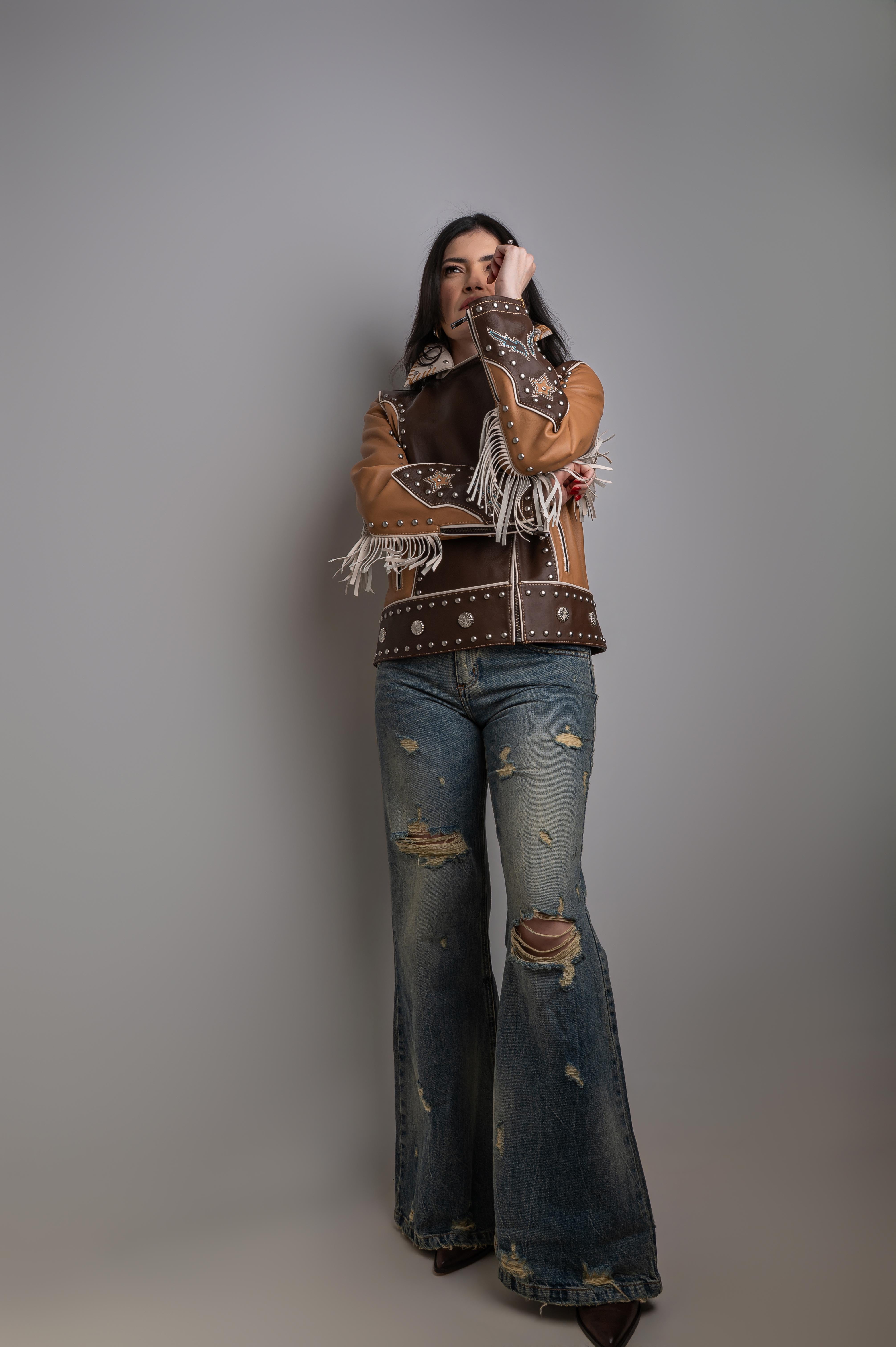 Calça Jeans Amarelada Rasgos Flare Cintura Baixa-4